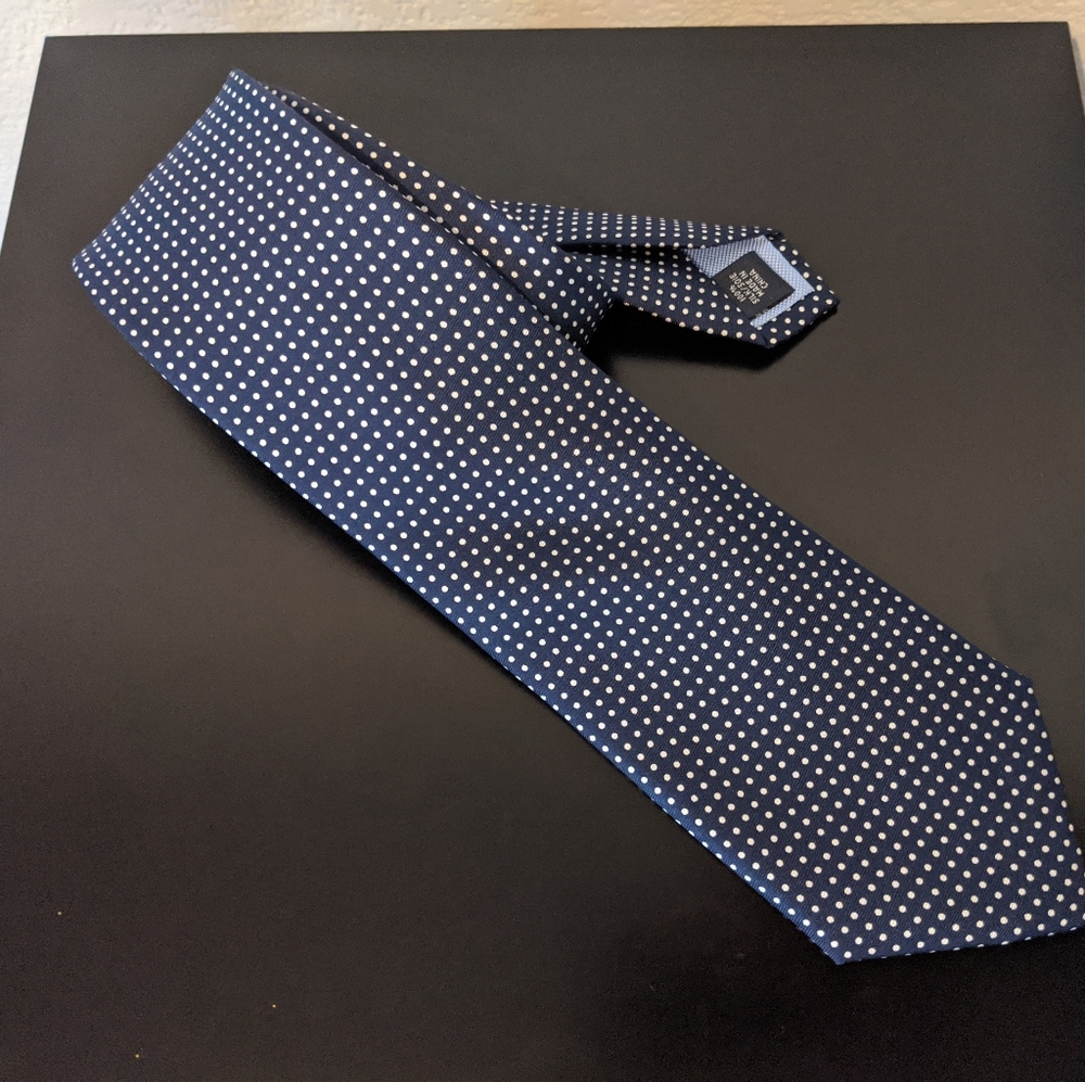 Tommy Hilfiger 3" tie, navy blue white